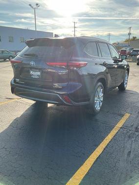 2021 Toyota Highlander Hybrid Limited