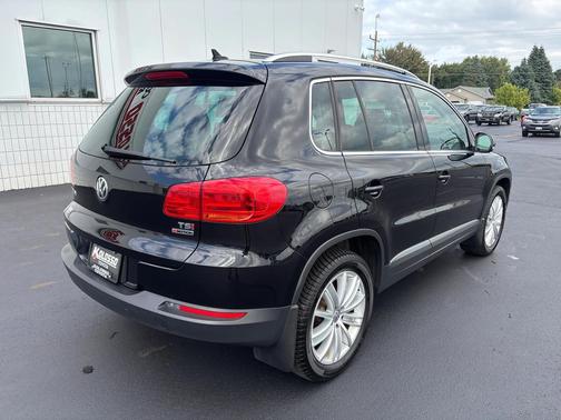 2016 Volkswagen Tiguan SE