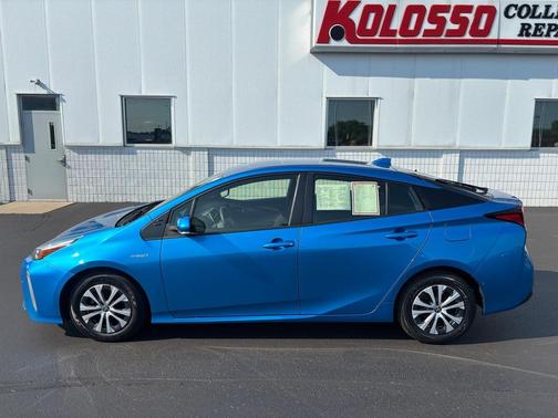 2021 Toyota Prius XLE
