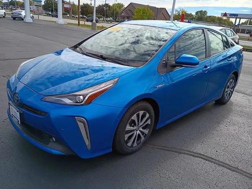 2021 Toyota Prius LE