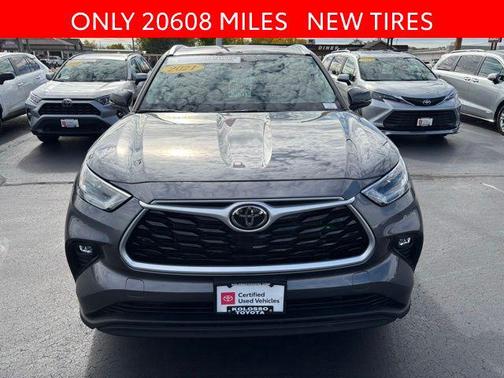 2021 Toyota Highlander XLE