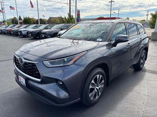 2021 Toyota Highlander XLE