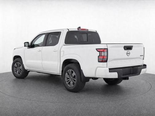 Glacier White 2025 Nissan Frontier SV