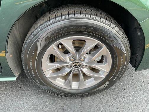 2021 Toyota Sienna XLE 7 Passenger