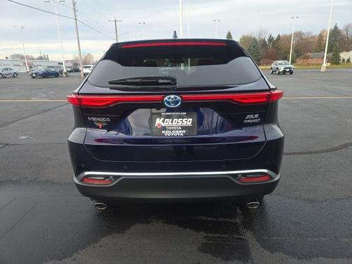 2021 Toyota Venza XLE