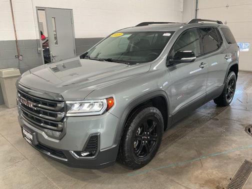 2023 GMC Acadia AWD AT4