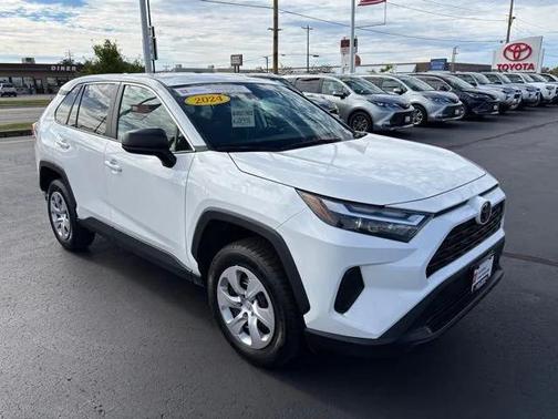 2024 Toyota RAV4 LE