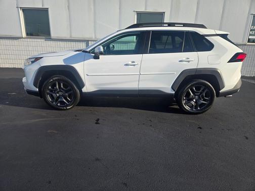 2024 Toyota RAV4 Adventure