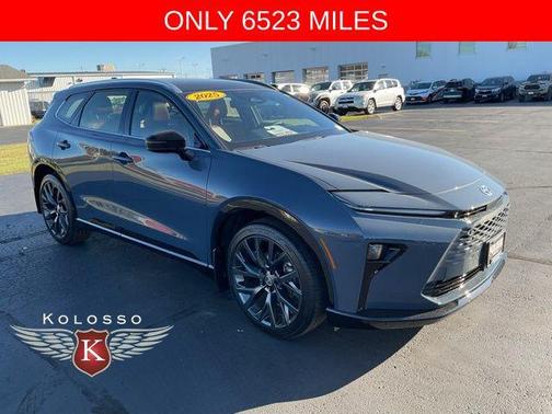 2025 Toyota Crown Signia Limited