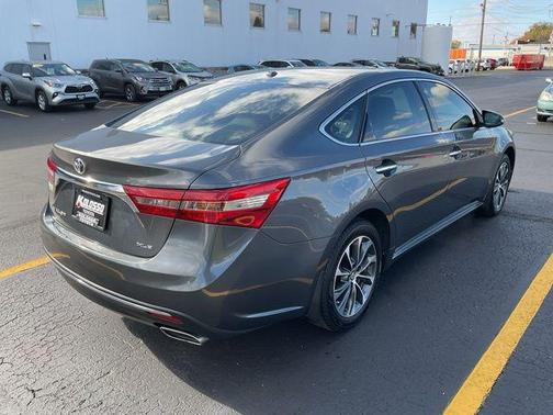 2017 Toyota Avalon XLE Premium