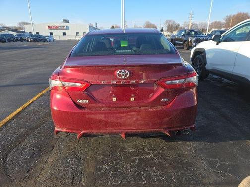 2018 Toyota Camry SE