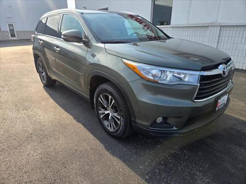 2016 Toyota Highlander XLE