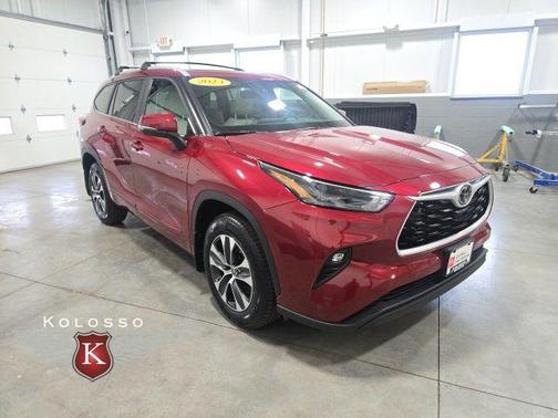 2023 Toyota Highlander XLE