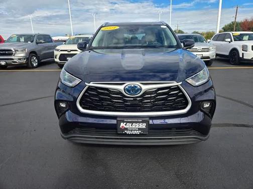 2021 Toyota Highlander Hybrid XLE