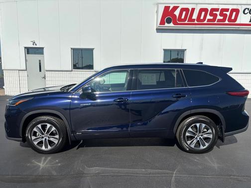 2021 Toyota Highlander Hybrid XLE