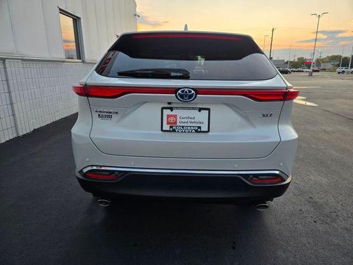 2024 Toyota Venza XLE
