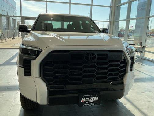 0040/Ld21 2026 Toyota Tundra Limited