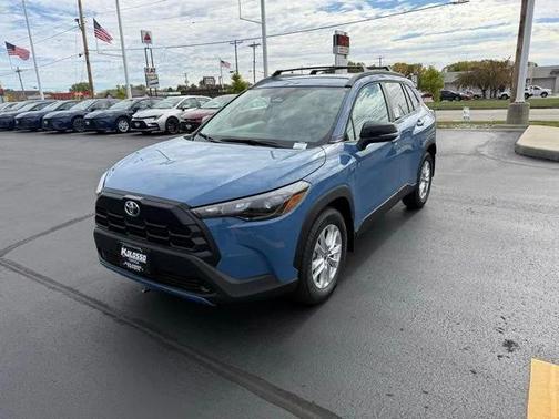 2026 Toyota Corolla Cross LE