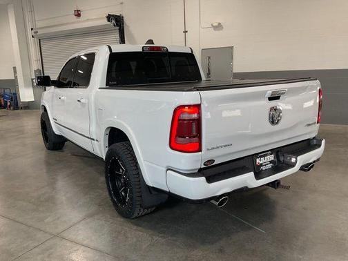 Bright White Clearcoat 2021 RAM 1500 Limited