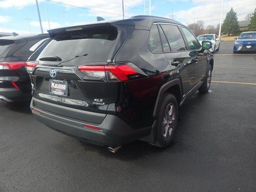 Midnight Black Metallic 2022 Toyota RAV4 Hybrid XLE