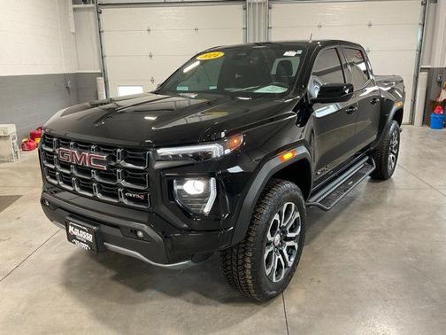 2024 GMC Canyon AT4
