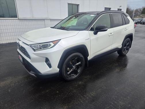 2020 Toyota RAV4 Hybrid SE