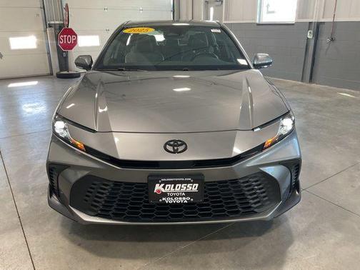 Heavy Metal 2025 Toyota Camry SE