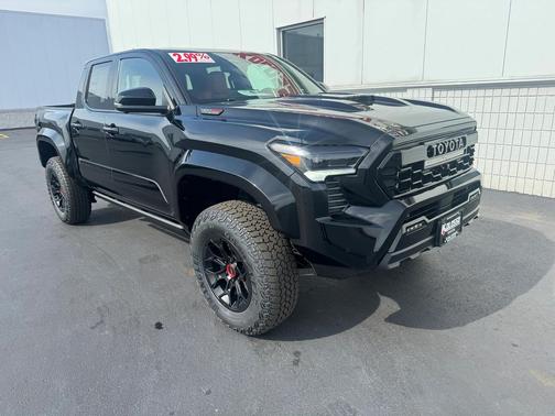 2025 Toyota Tacoma TRD Pro