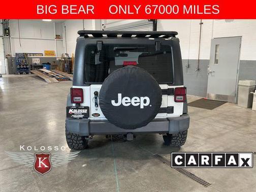 Bright White Clearcoat 2017 Jeep Wrangler Big Bear