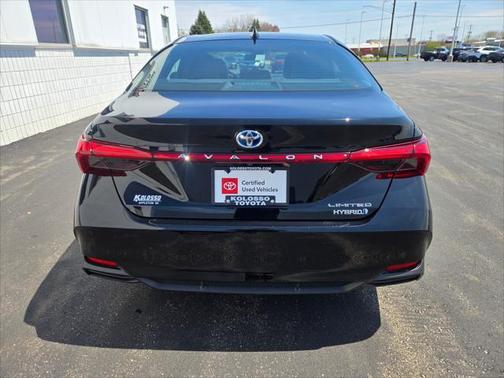 2021 Toyota Avalon Hybrid Limited