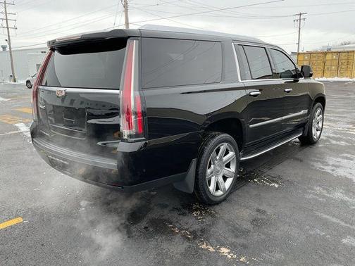 2019 Cadillac Escalade ESV Premium Luxury