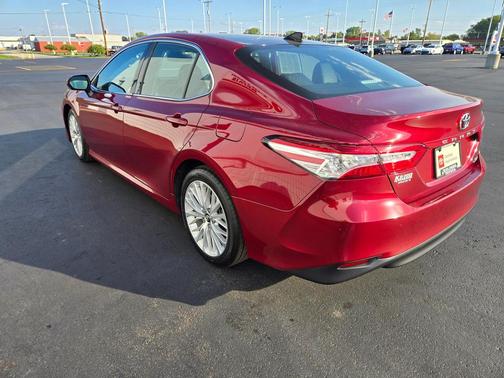 2019 Toyota Camry XLE