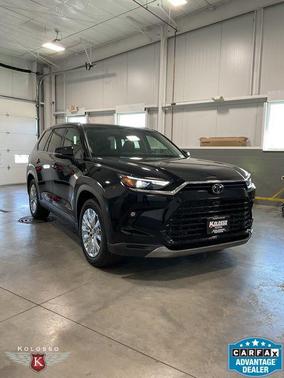0218/Lb20 2026 Toyota Grand Highlander Platinum