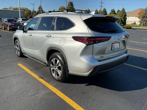 2024 Toyota Highlander XLE