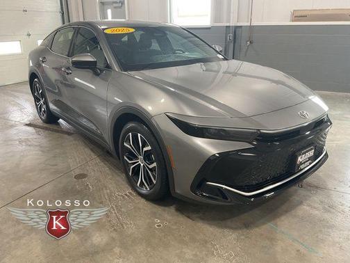 2025 Toyota Crown XLE