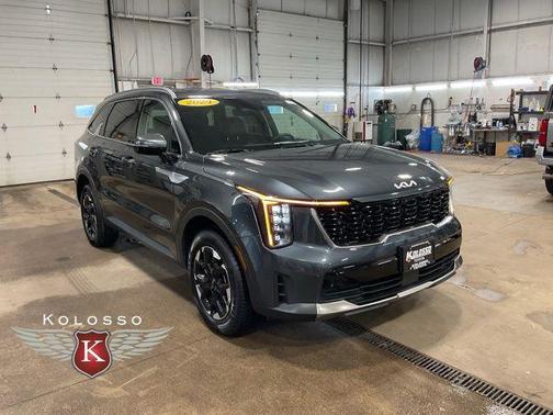 2024 Kia Sorento S