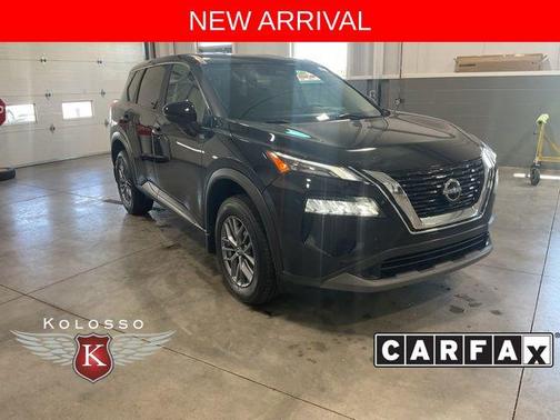 Super Black 2023 Nissan Rogue S