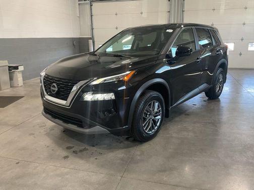 Super Black 2023 Nissan Rogue S