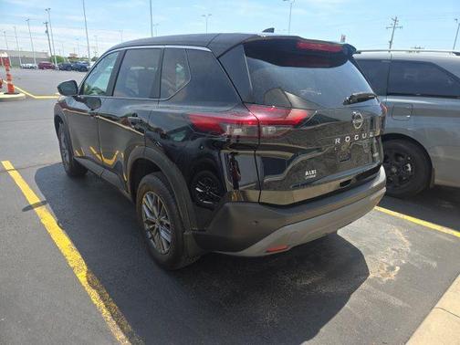 Super Black 2023 Nissan Rogue S