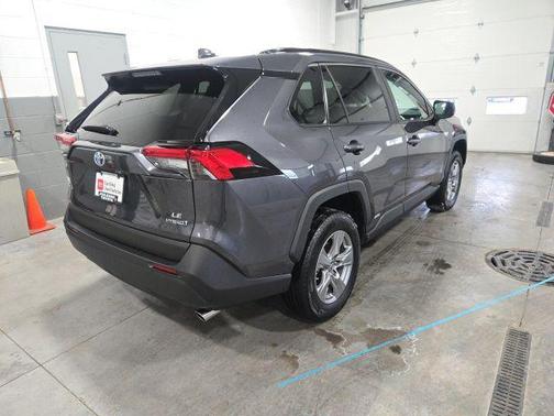 2024 Toyota RAV4 Hybrid LE