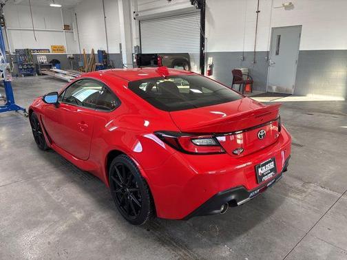 2024 Toyota GR86 Premium