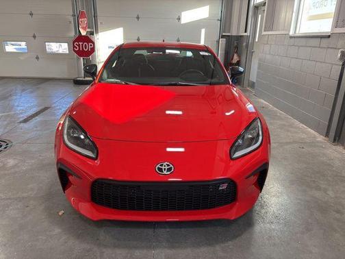 2024 Toyota GR86 Premium