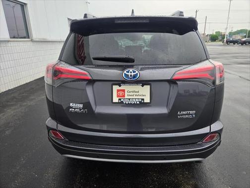 2018 Toyota RAV4 Hybrid SE