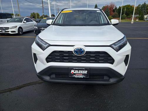 2023 Toyota RAV4 Hybrid XLE