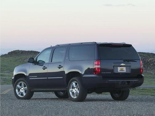Sheer Silver Metallic 2010 Chevrolet Suburban 1500 LTZ