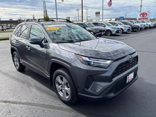 2022 Toyota RAV4 XLE