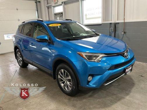 2016 Toyota RAV4 Hybrid XLE