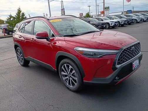 2024 Toyota Corolla Cross XLE