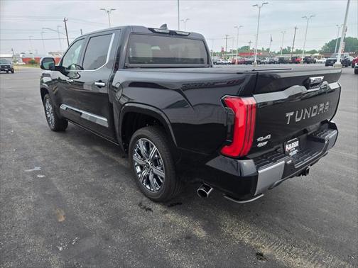 2024 Toyota Tundra Hybrid Capstone