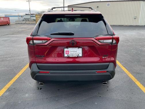 2025 Toyota RAV4 Hybrid XLE